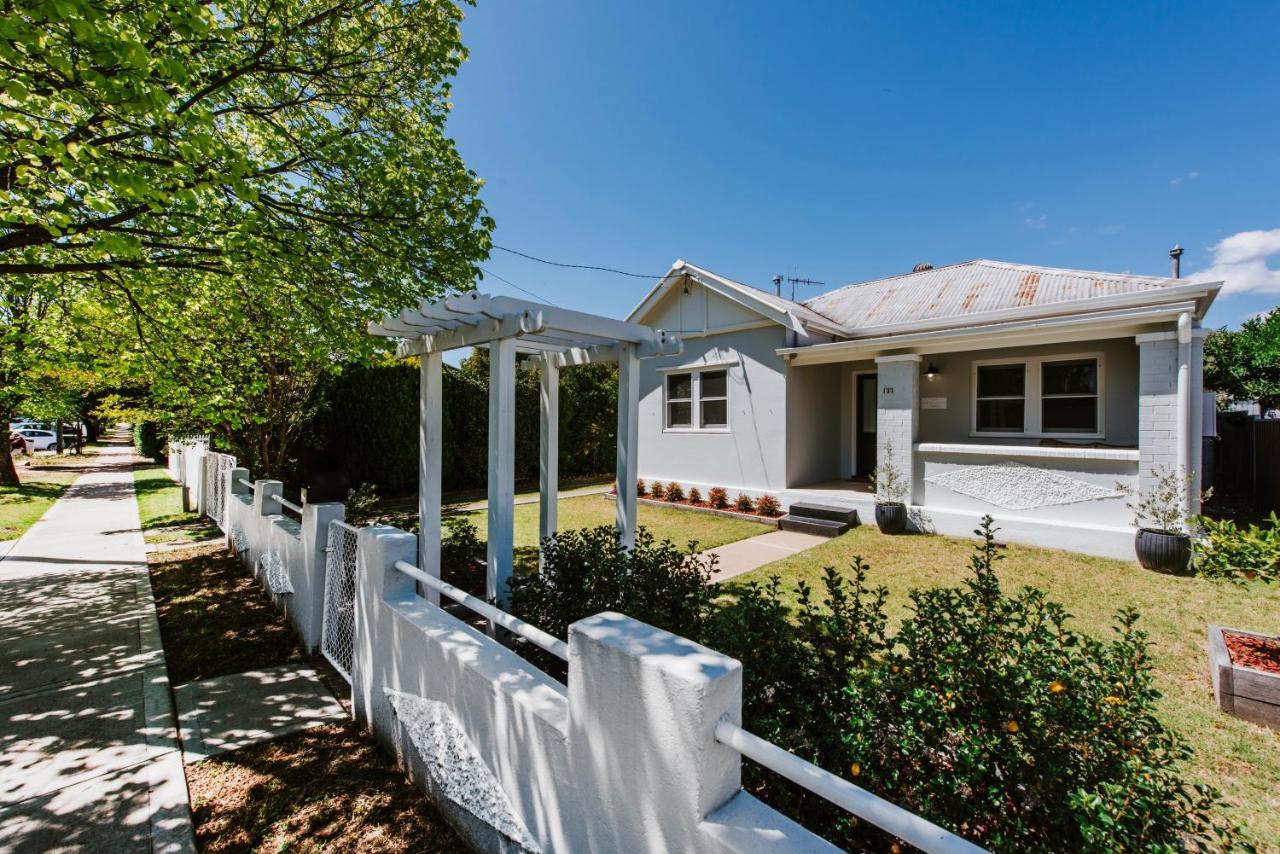 Two Daughters - Refined Country Living * Mudgee